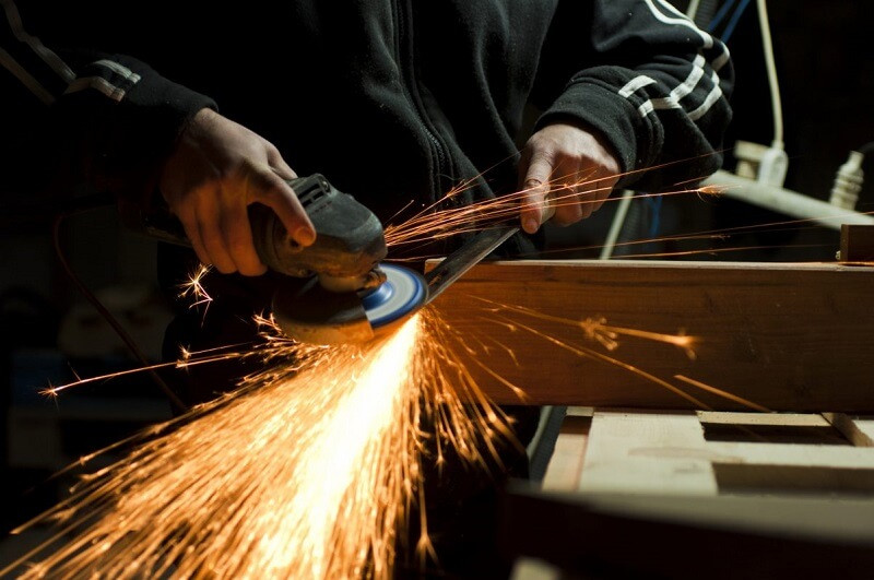 3 yếu tố quan trọng mà một máy mài góc chuyên dùng cần đáp ứng.