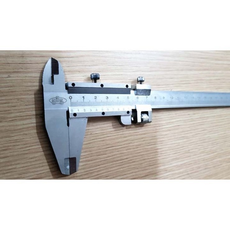 Có nhiều kích cỡ khác nhau để khách hàng lựa chọn thước