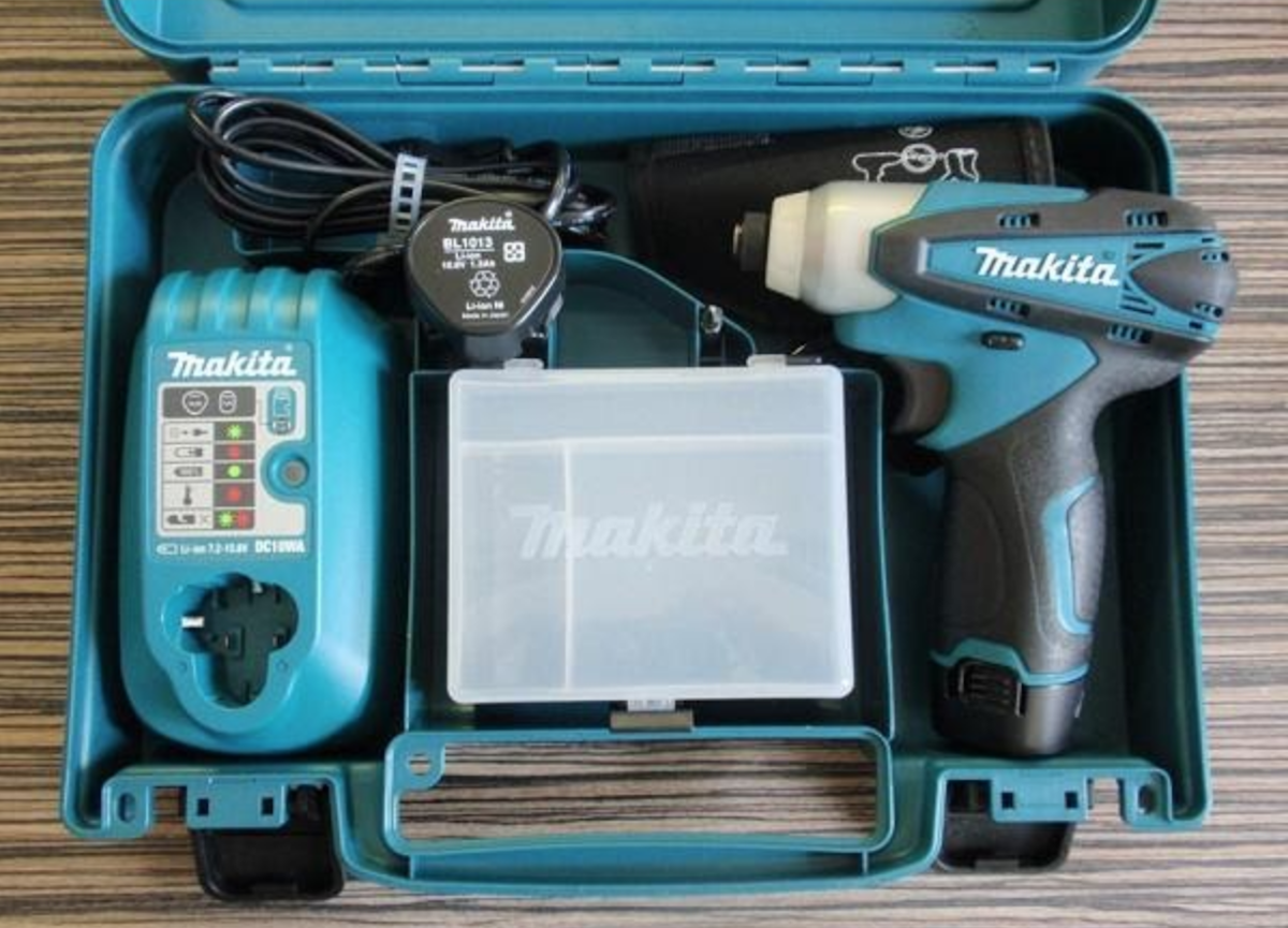 may-bat-vit-makita