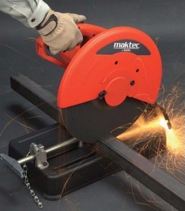 Máy cắt Maktec có giá thành phải chăng