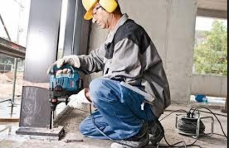 Chọn máy khoan đục bê tông sao cho tiện lợi và an toàn nhất.