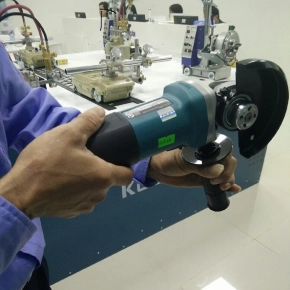 may-mai-goc-makita-chinh-hang