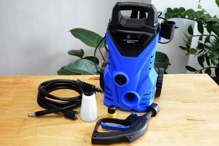 Máy xịt rửa xe của hãng Kachi