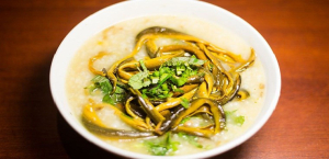 dac-san-mien-trung