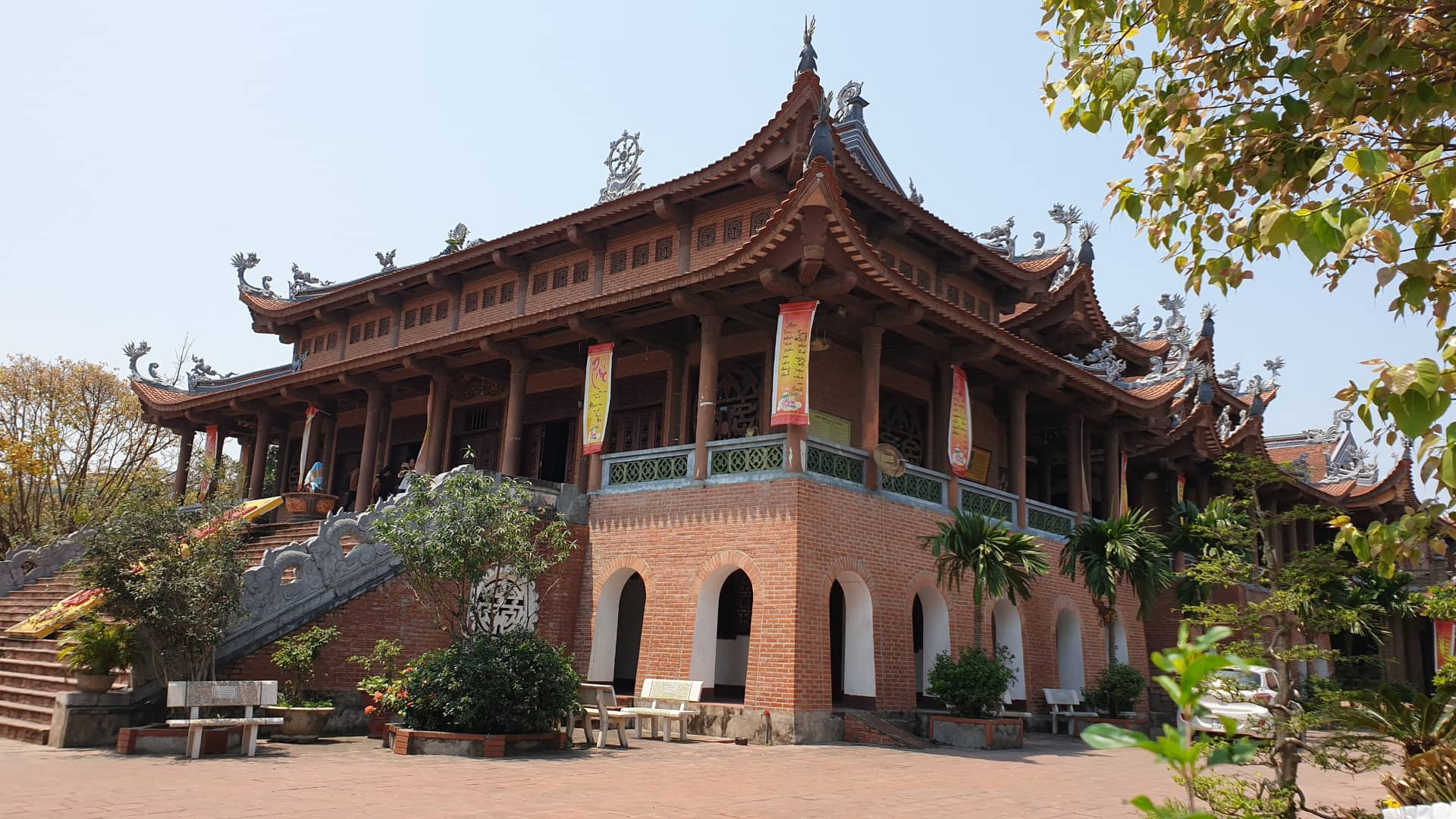 Chùa Bầu