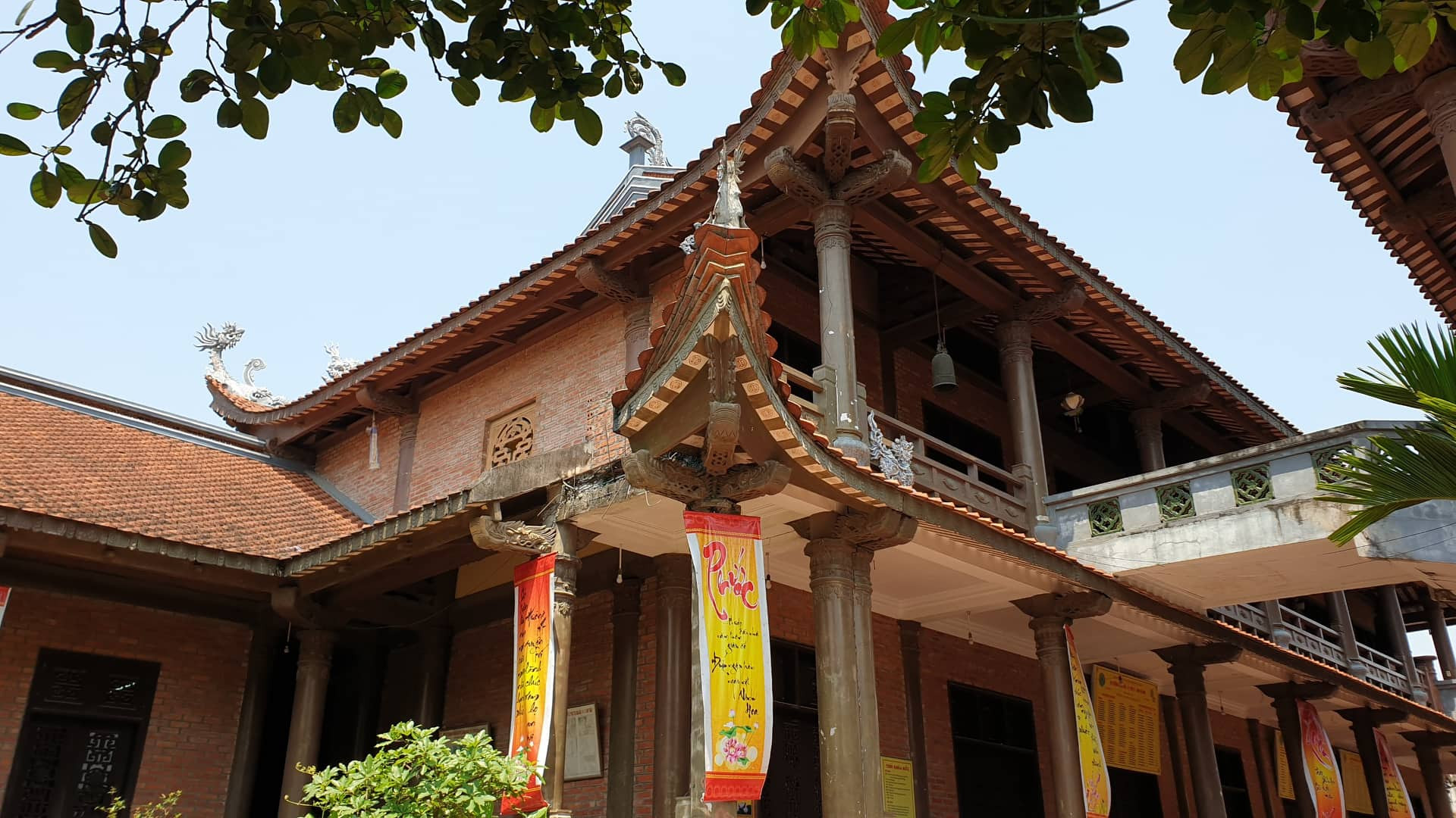 Chùa Bầu