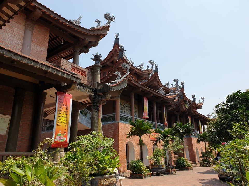 Chùa Bầu