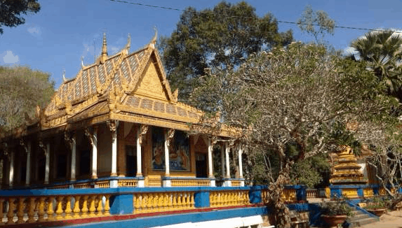 Chùa Dơi
