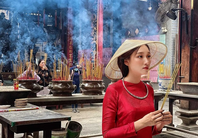 Khu Du Lịch Ao Vua