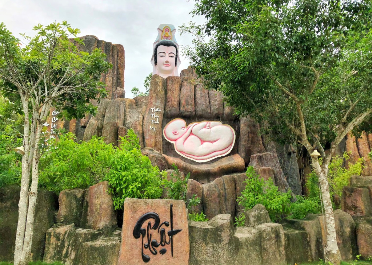 Chùa Quan Âm Linh Ứng (Phật Học 2)