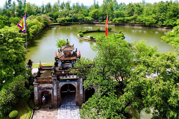 Di Tích Thành Cổ Loa - Co Loa Citadel