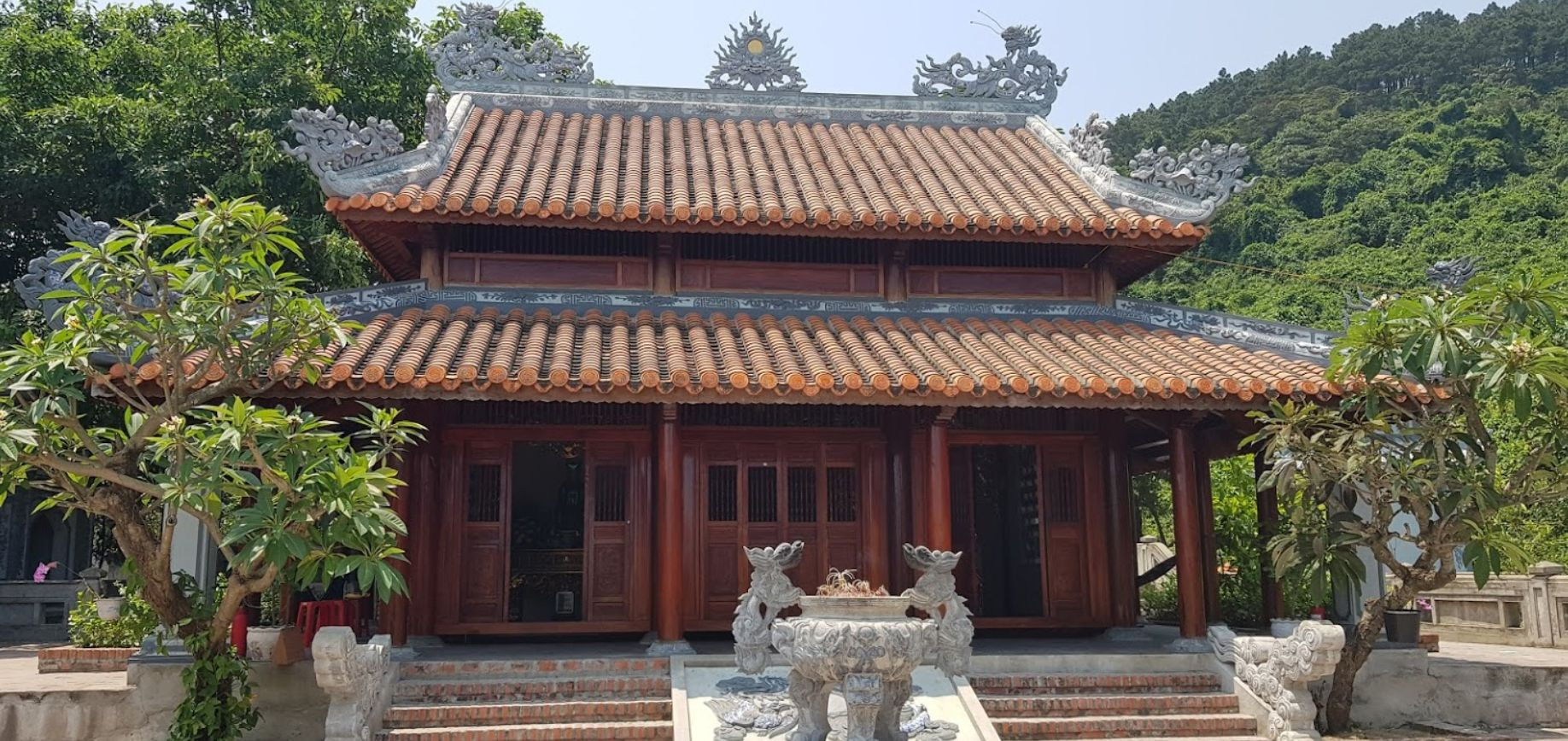Đền thờ Bà chúa Liễu Hạnh