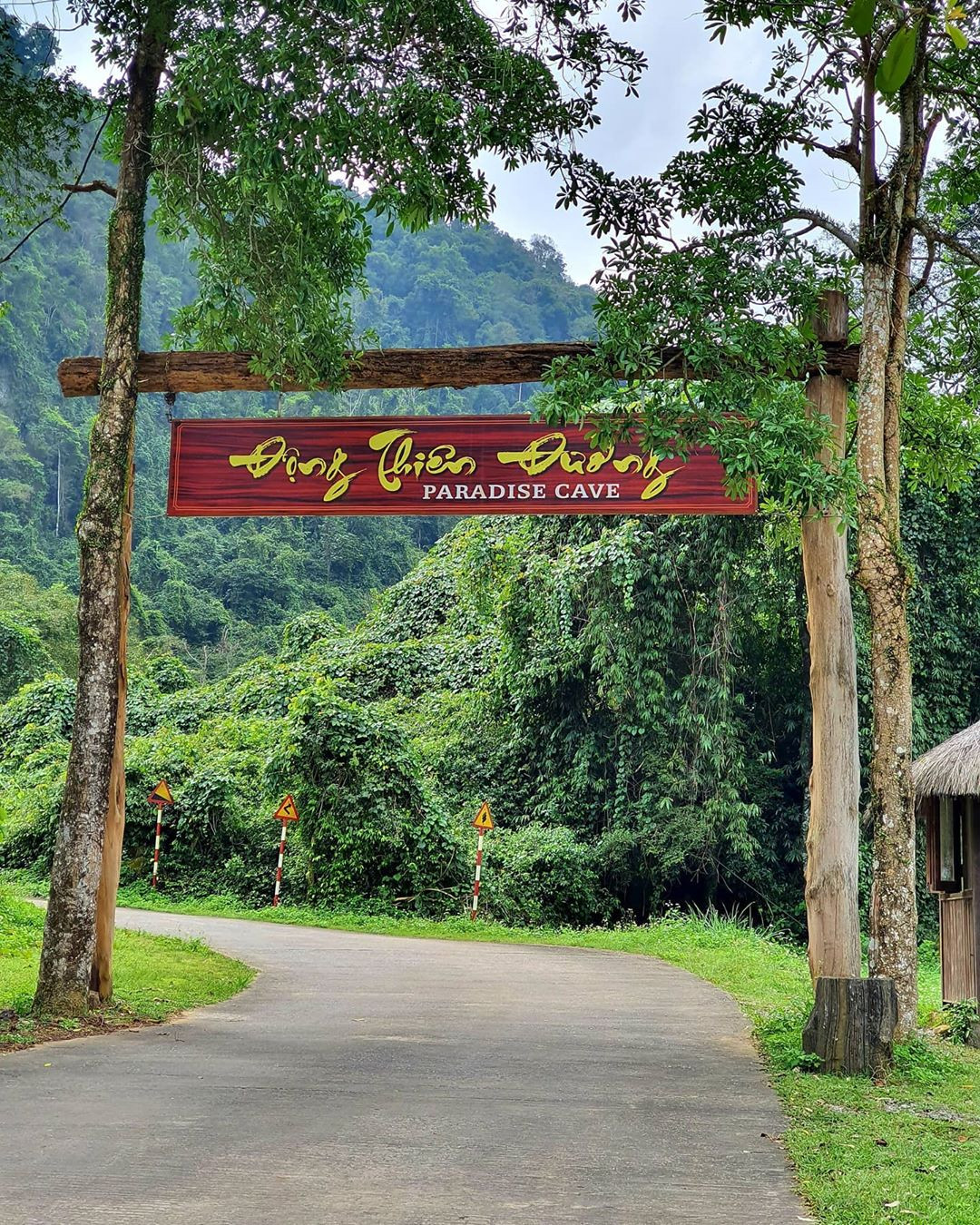 Động Thiên Đường Paradise Cave