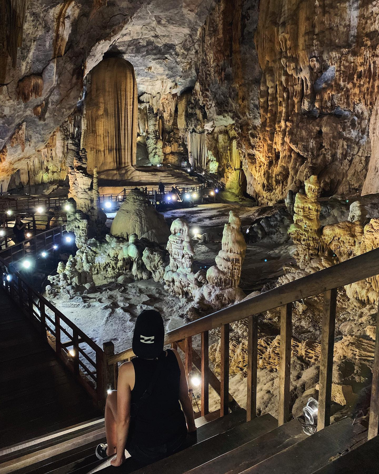 Động Thiên Đường Paradise Cave