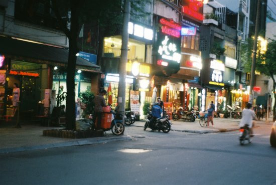 Cắm trại Hồ Quan Sơn