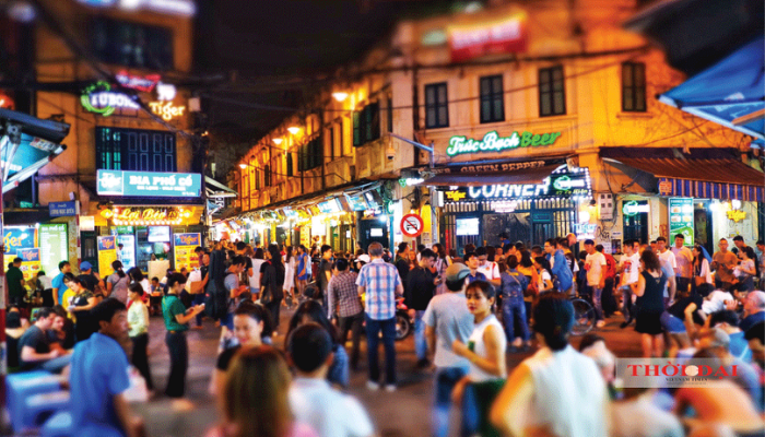 Phố Tạ Hiện - Ta Hien Street