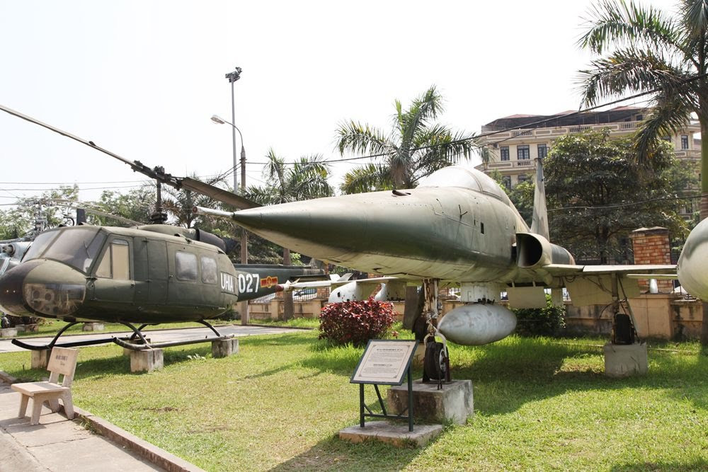 Bảo Tàng Phòng Không - Không Quân - Vietnamese Air Force Museum