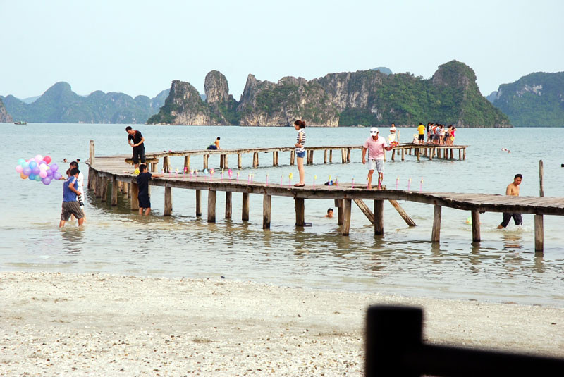 Bãi Dài Vân Đồn