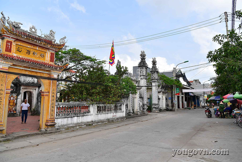 Chùa Quan Lạn