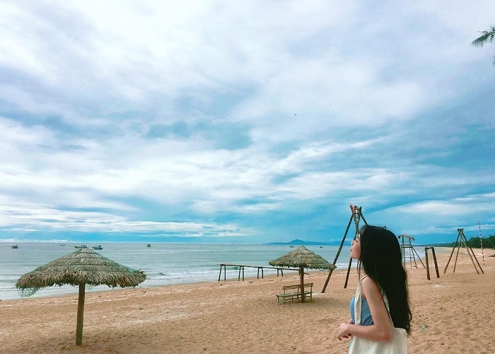 Biển Thạch Hải