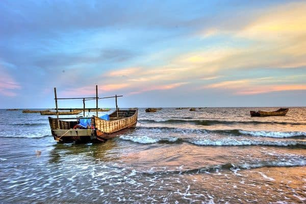Bãi biển Trà Cổ