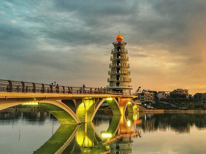Cầu Đi Bộ Tp. Việt Trì