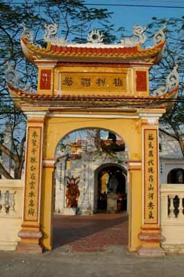 Chùa Quan Lạn