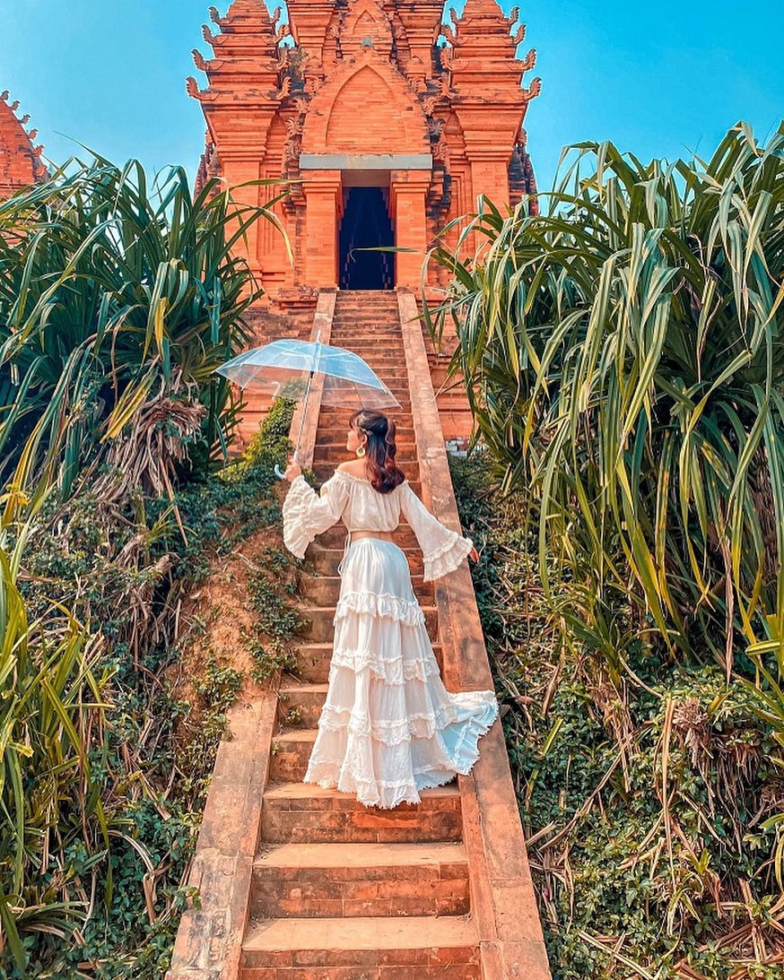 Làng văn hóa các dân tộc Việt Nam