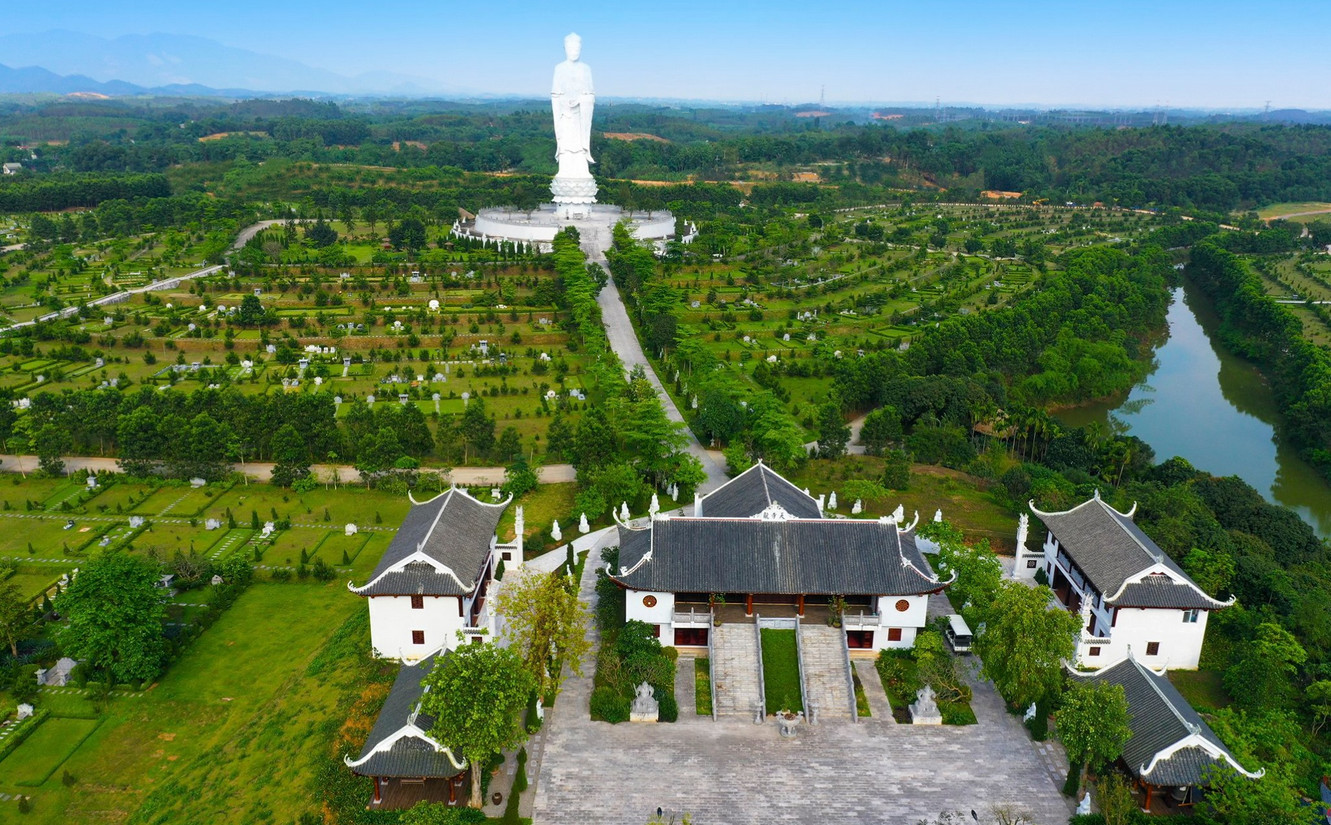 Công Viên Tưởng niệm Thiên Đức