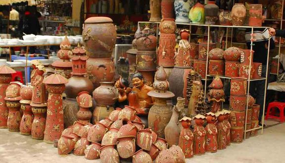 Làng gốm Bát Tràng