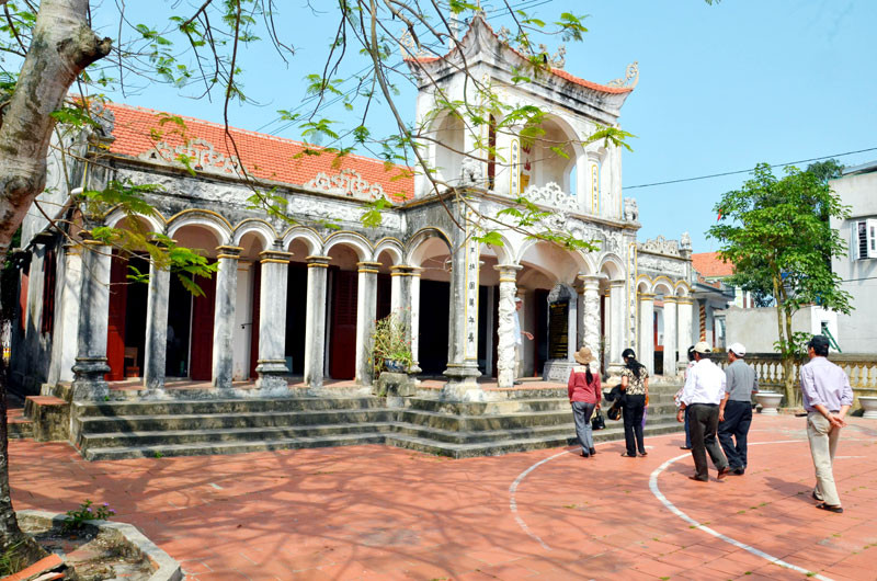 Chùa Quan Lạn