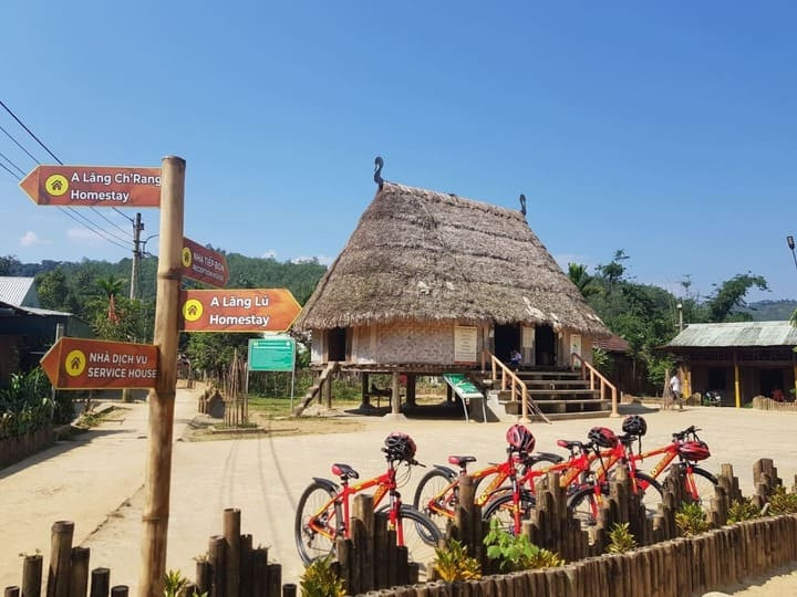Làng du lịch sinh thái cộng đồng Ta Lang