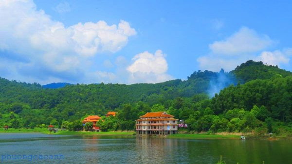 Hồ Tiên Sa