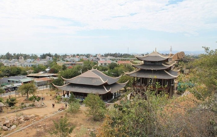 Thiền viện Trúc Lâm Viên Ngộ (Buddhist Temple)