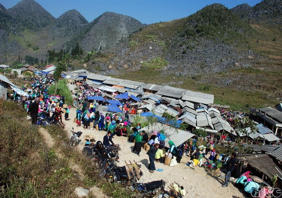Lũng Vân Hòa Bình