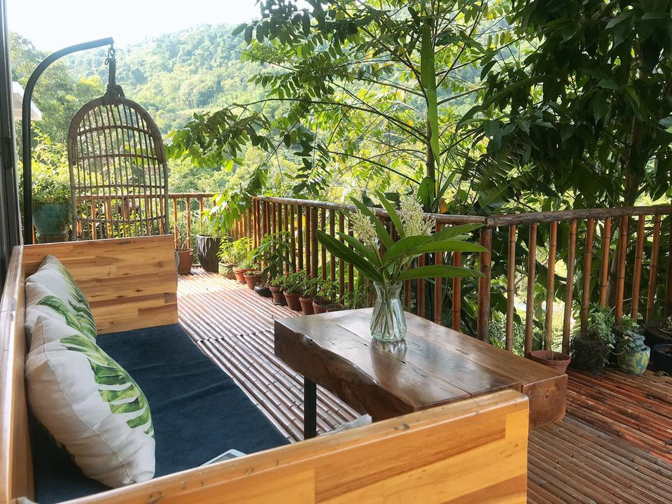 Nhà trên đồi