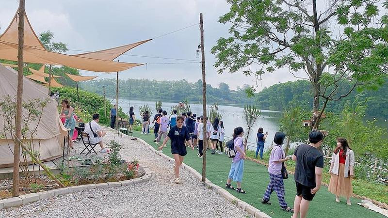 Vườn Chill Glamping Land