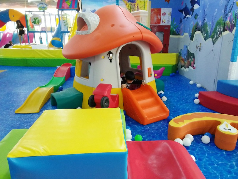 Khu vui chơi trẻ em V-Play