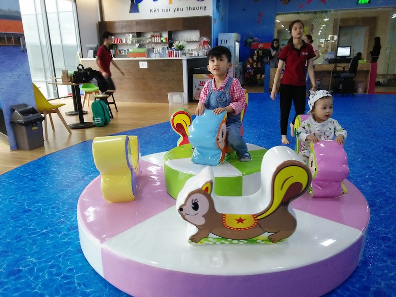 Khu vui chơi trẻ em V-Play