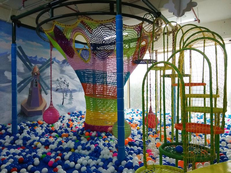Khu vui chơi trẻ em V-Play