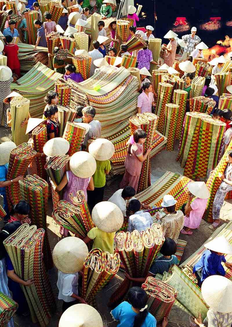 Chợ Chiếu Định Yên