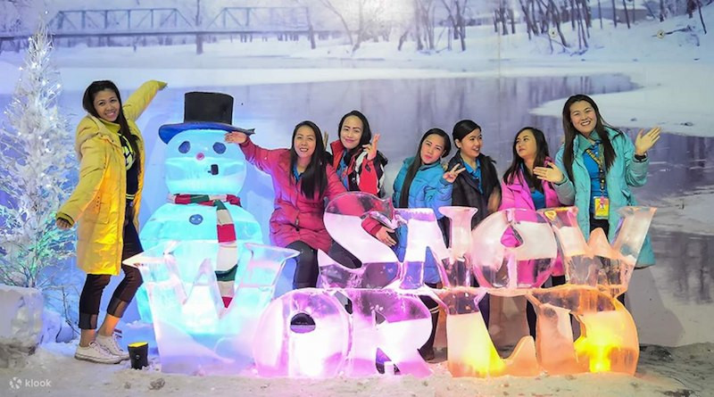 Snow World