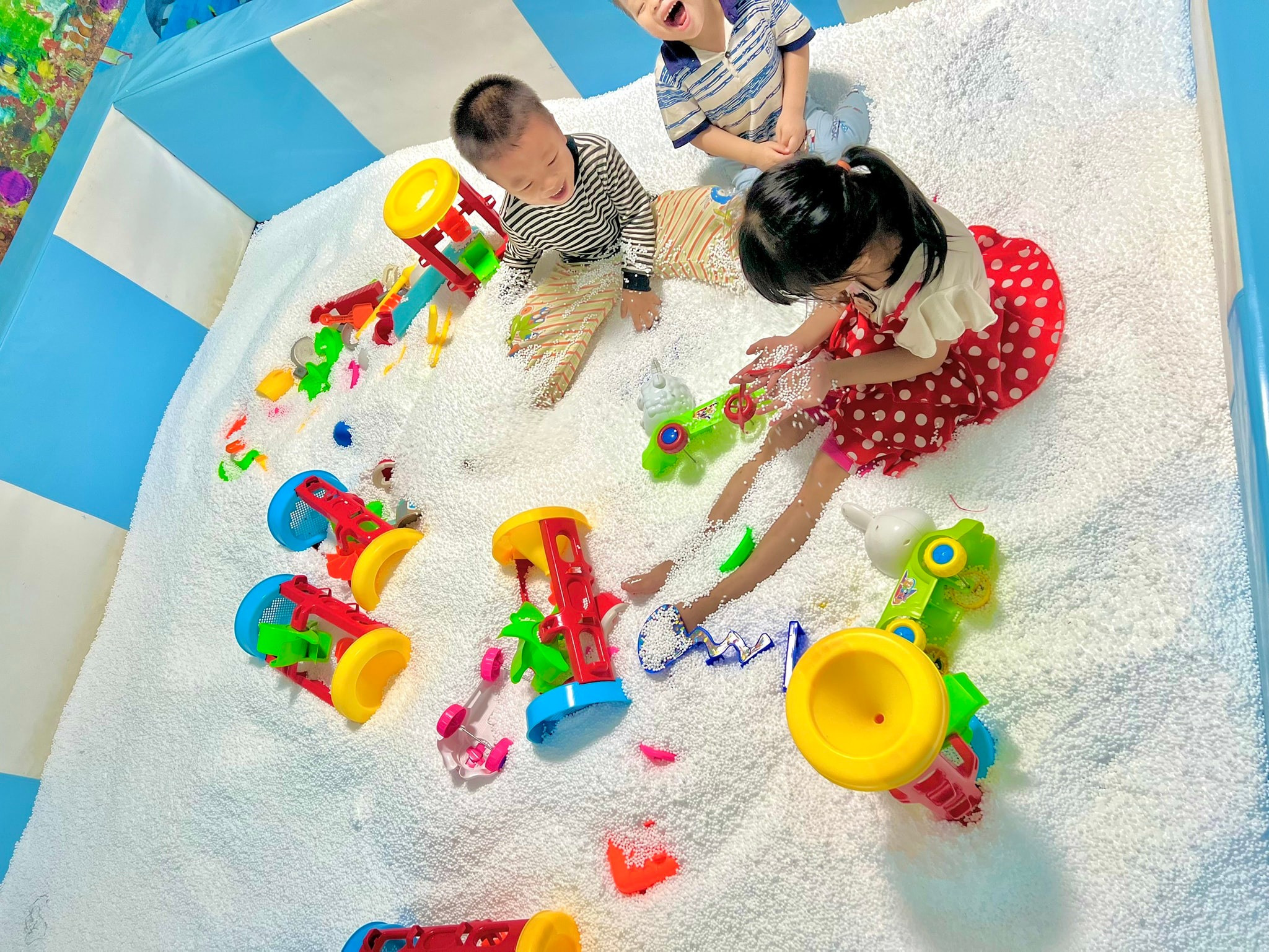 Khu Vui Chơi Trẻ Em QKids