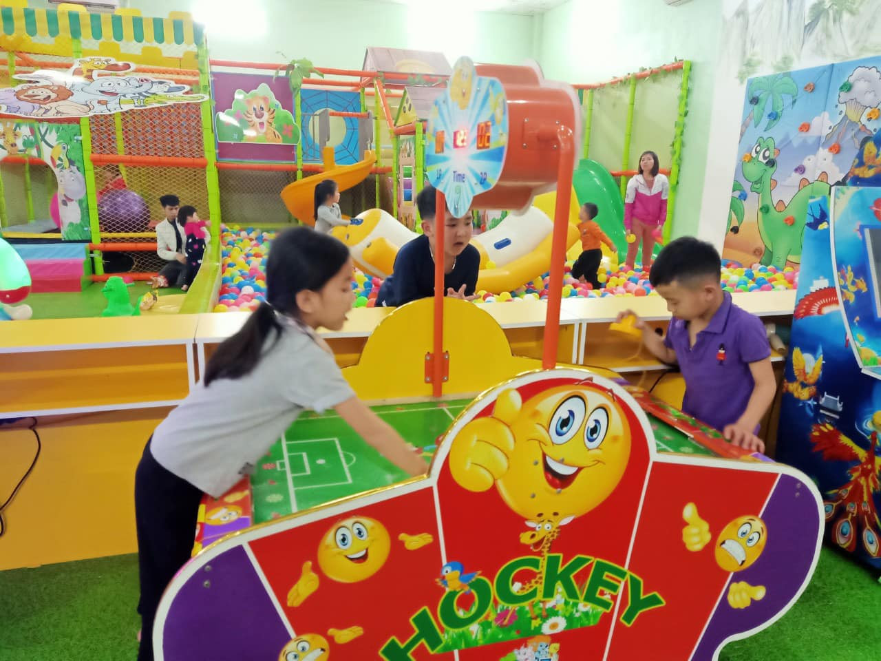 Khu vui chơi trẻ em Thái Dương Sky