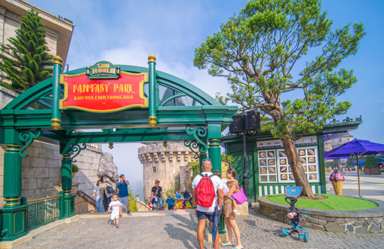 Bà Nà Hills Fantasy Park