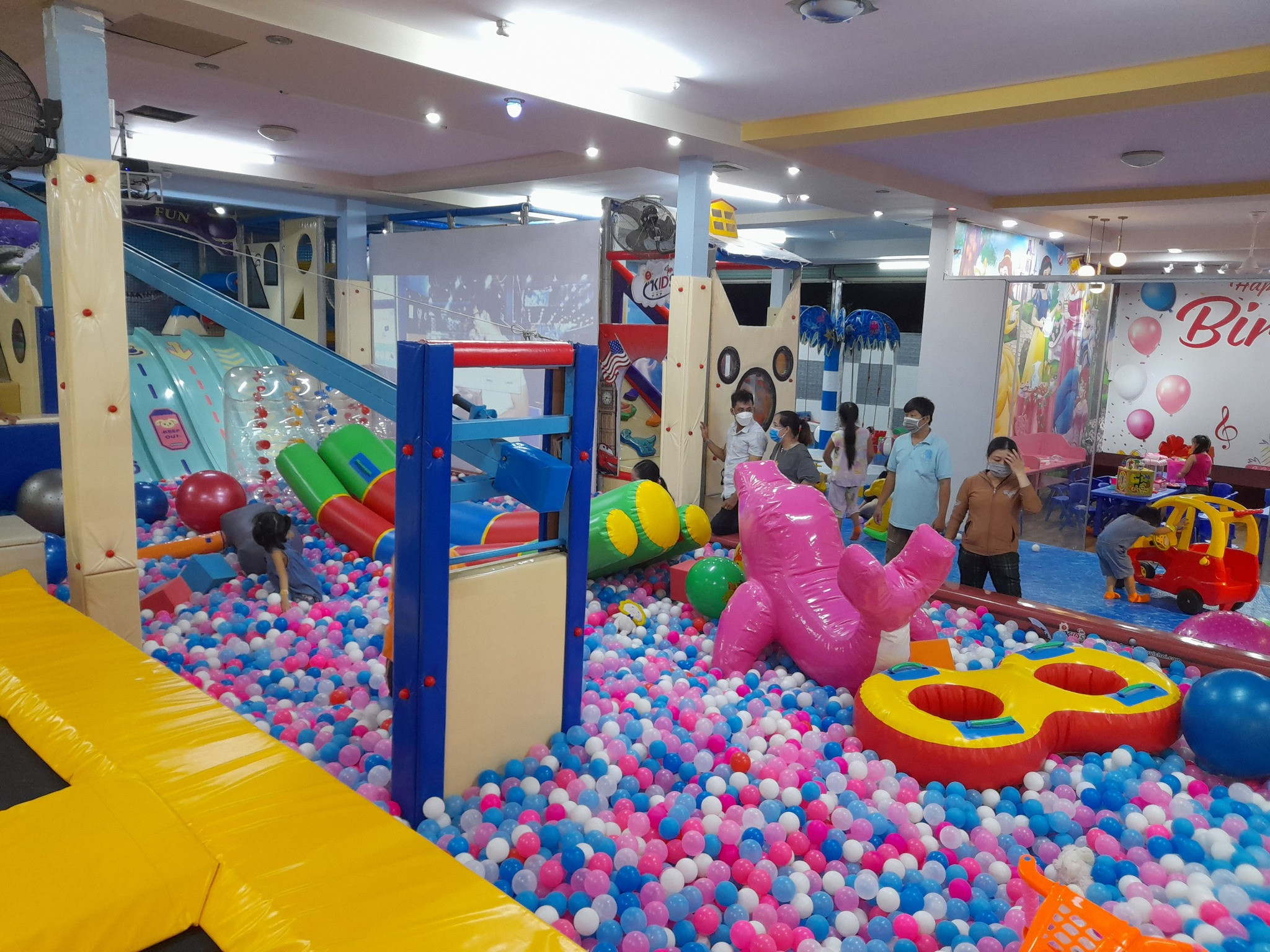 Khu Vui Chơi Jump Tini Kids