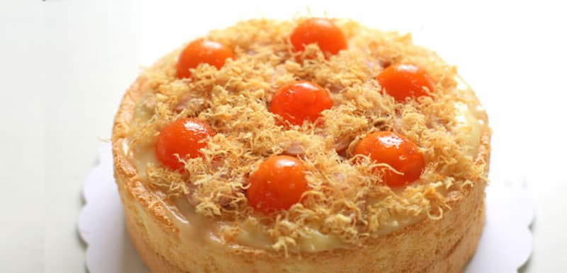 Bánh bông lan trứng muối