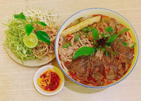 Bún bò Huế