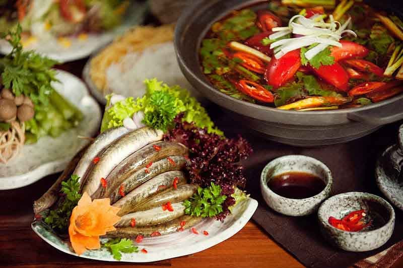 Lẩu cá kèo Lá Giang