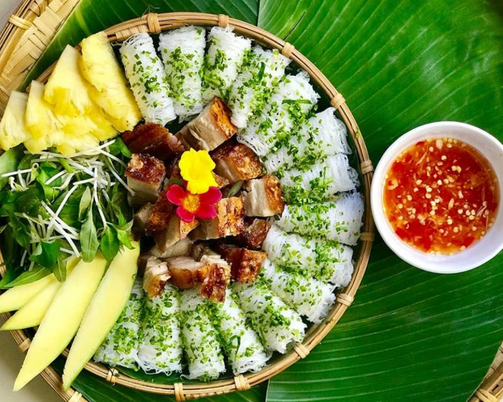 banh-hoi-heo-quay-phong-dien